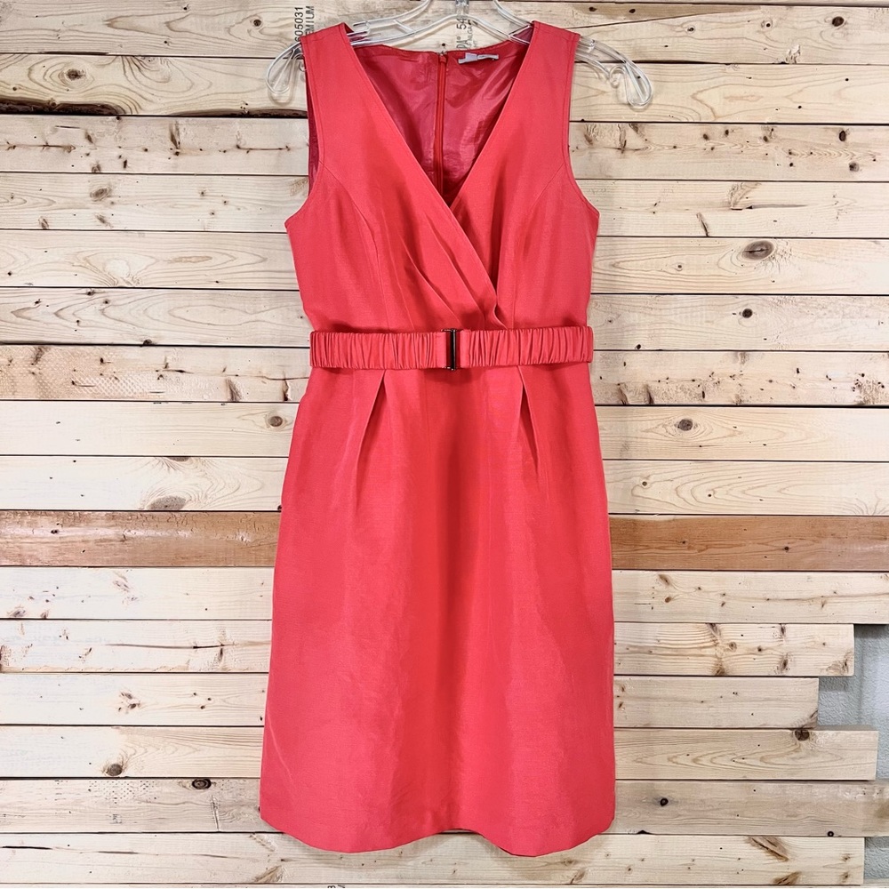 Halogen Red Orange Vneck Sleeveless Belted dress size 2